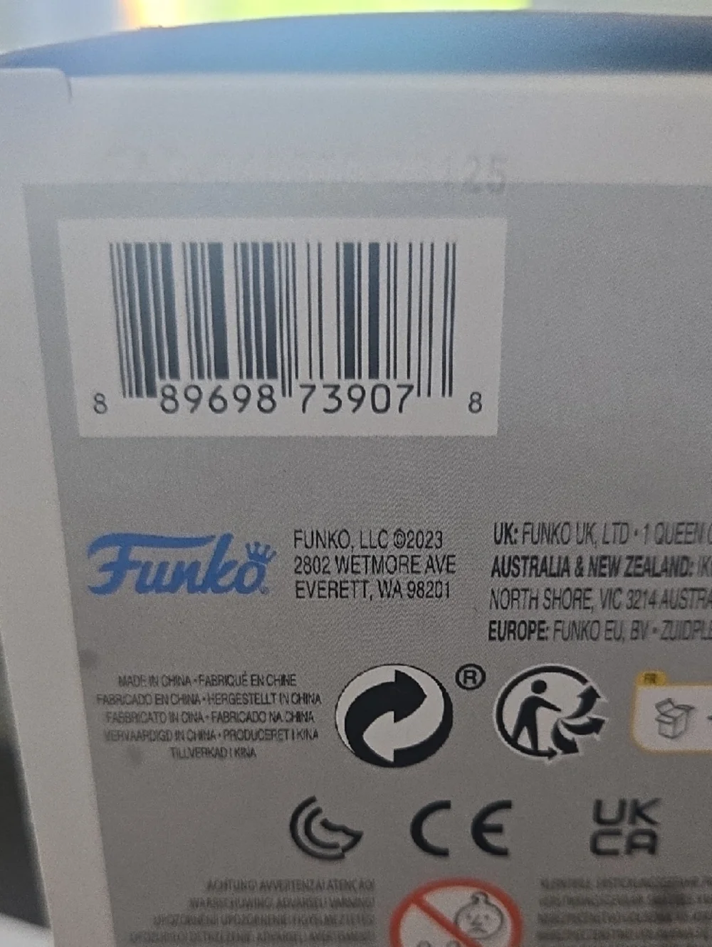 Funko Pop! Star Wars Fixer Vinyl Figure - White, Green & Blue - Picture 5 of 5
